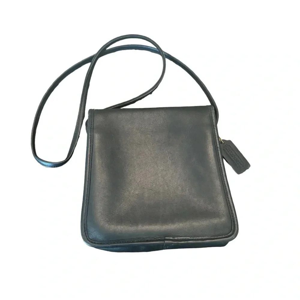 Coach Vintage Black Leather Compact Pouch C4B-9620 - Picture 3 of 16